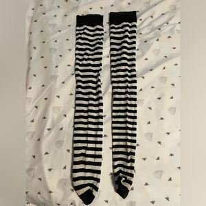 Some clothes I’m selling :)